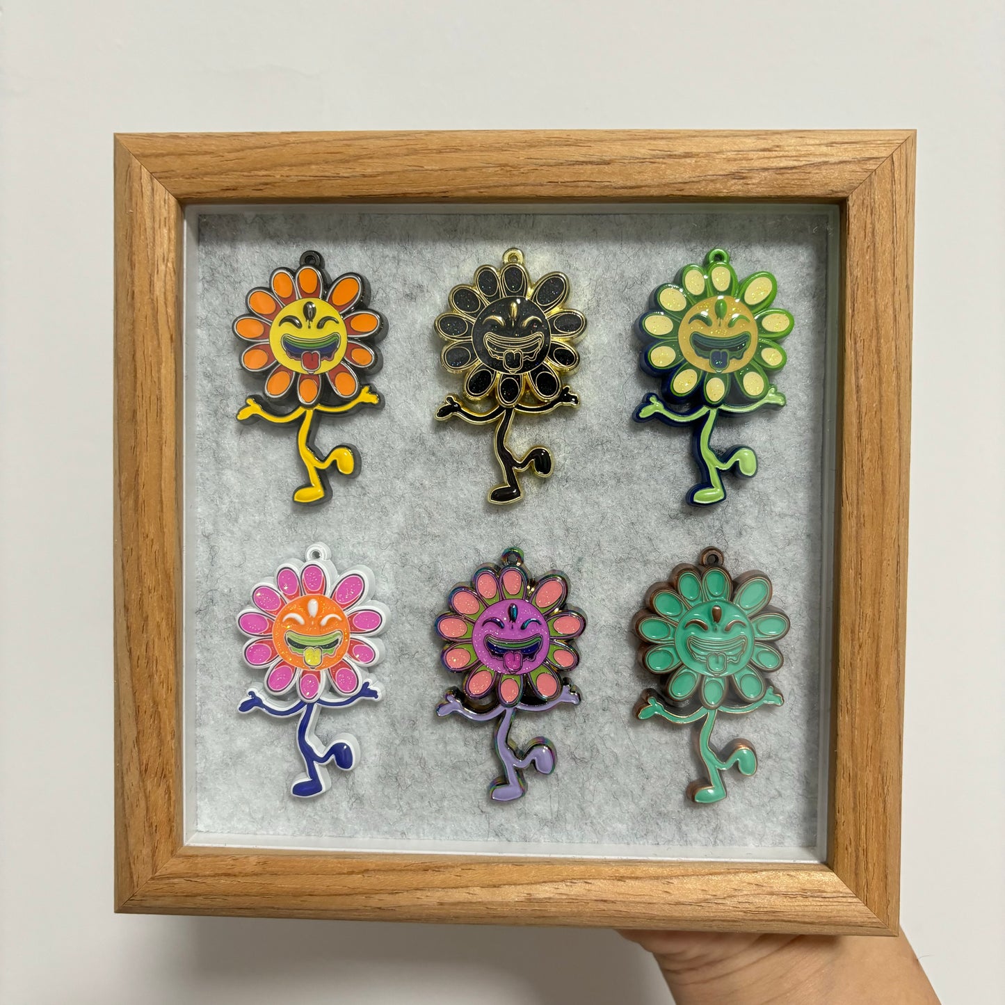 Trippin Daisies Pins