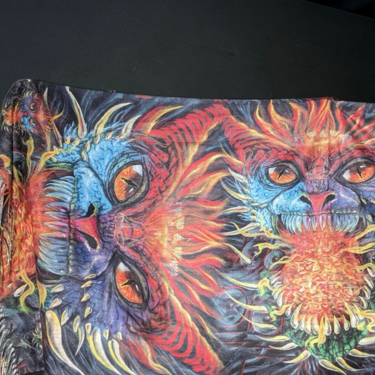 Forbidden Dragon - Pashmina