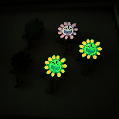 Trippin Daisies Pins