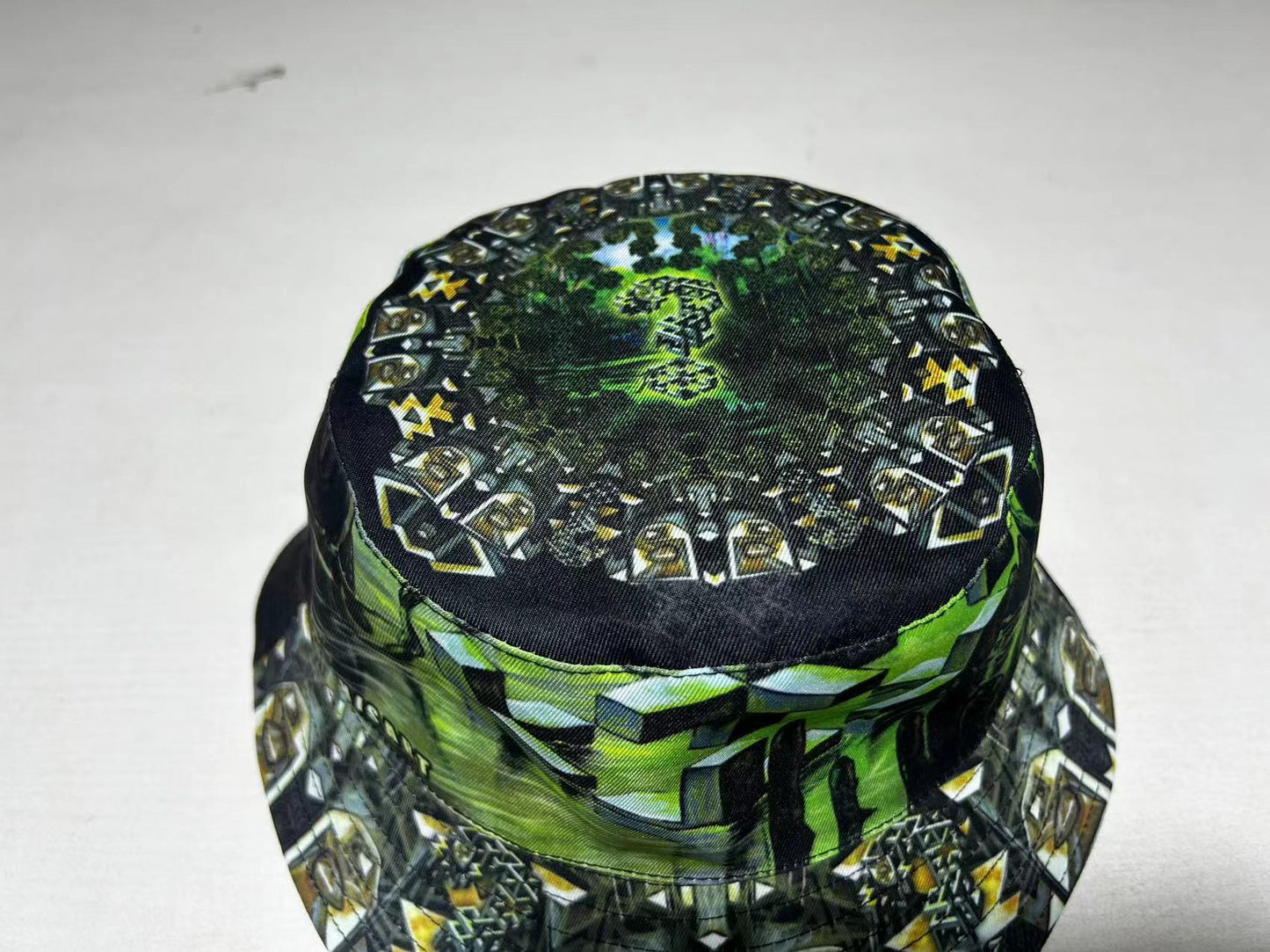 Tipper Snow Rise / Impossible Friends Reversible - Bucket Hat