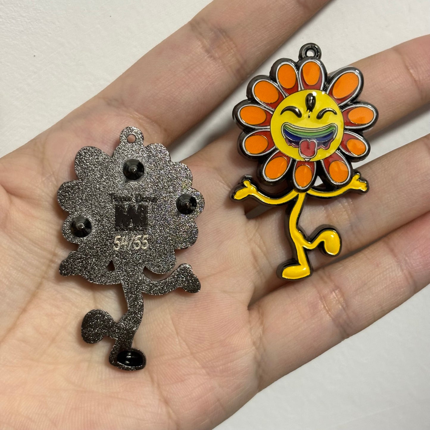 Trippin Daisies Pins