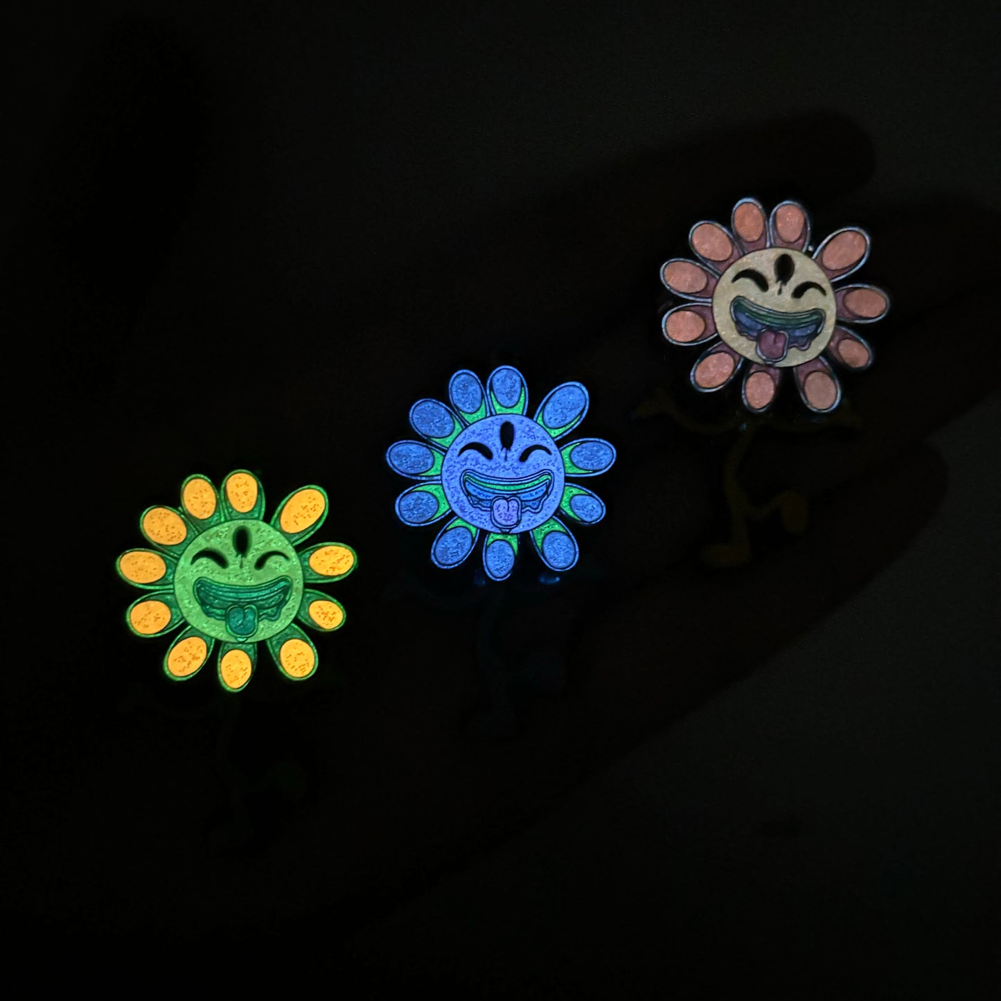 Trippin Daisies Pins